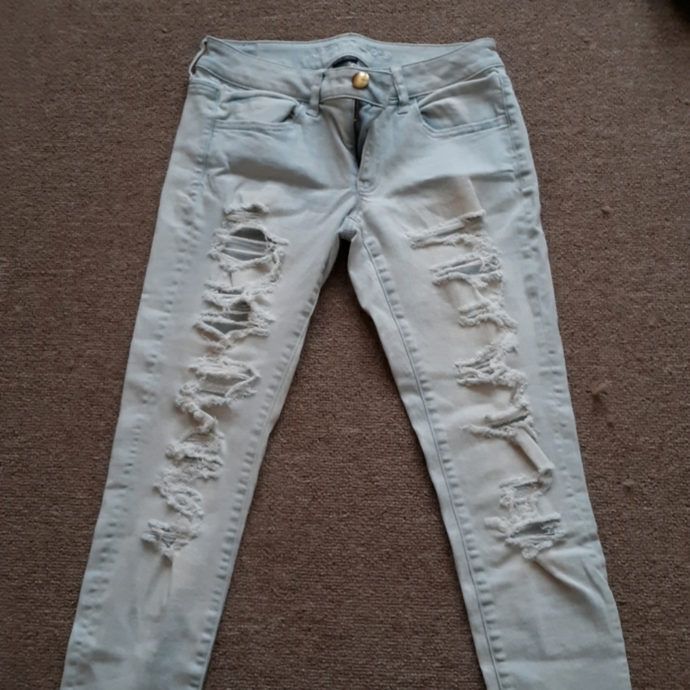 Jean's light color american eagle